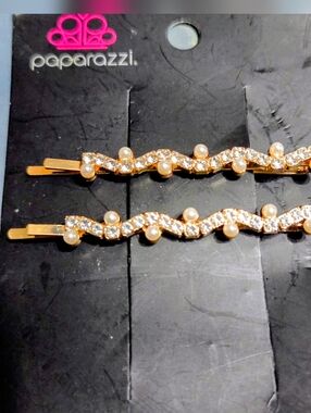 paparazzi Gold Crystal & Pearl Wave Bobby Pin Set